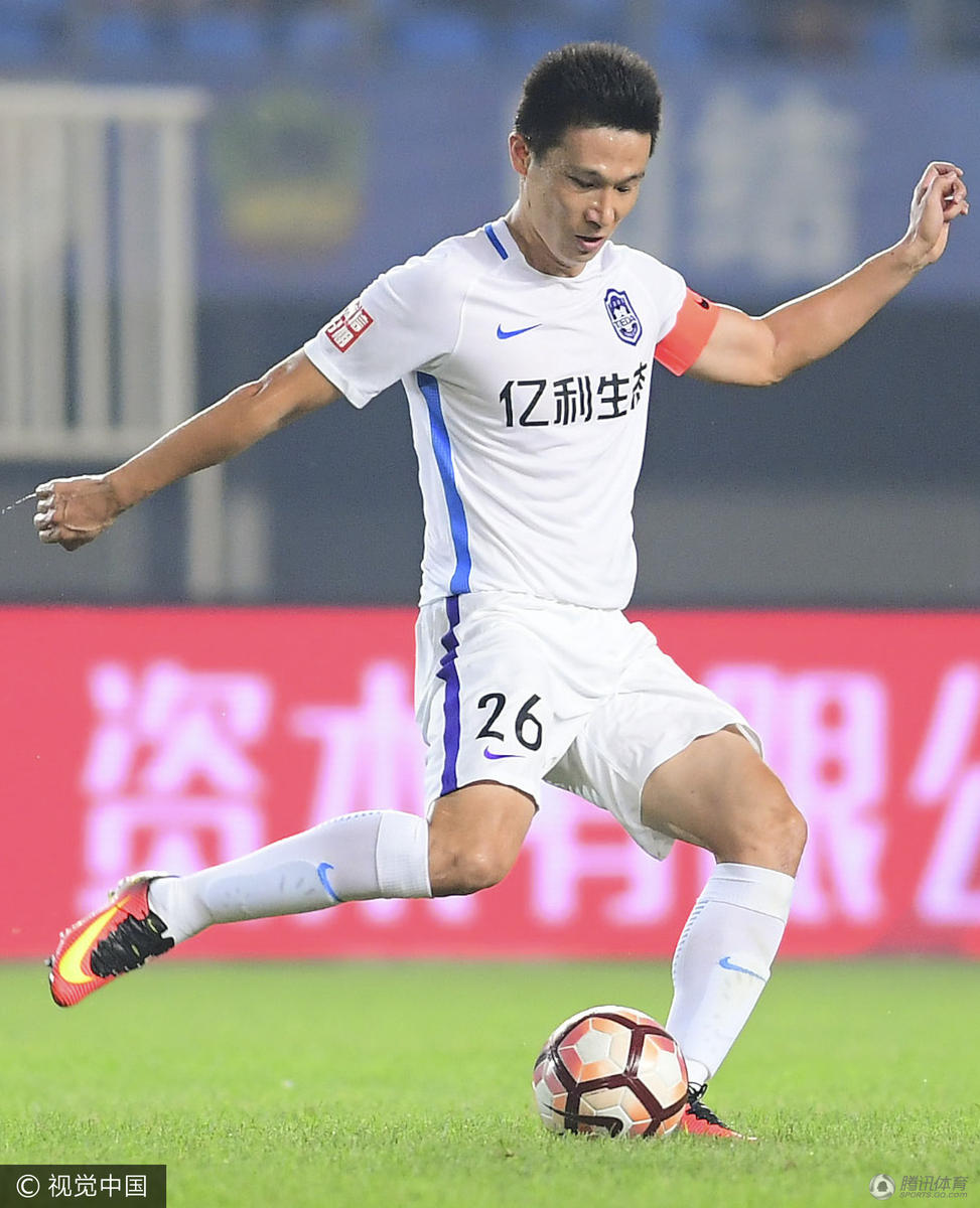 高清:辽足1-1泰达 曹阳庆闪击胡延强救主兴奋