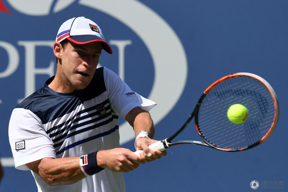 高清:挺进四强创生涯最佳 布斯塔握拳仰天