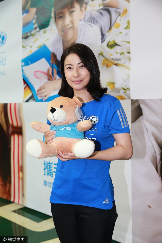 1/5腾讯体育讯  2017年9月14日,香港,郭晶晶,黄金宝,吴安仪等明星参加