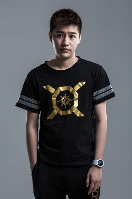 阿泰:喜欢打野,因为打野可以带惩戒