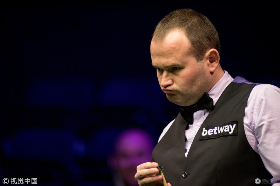 2017斯诺克英锦赛 中国小将吕昊天沉着应战