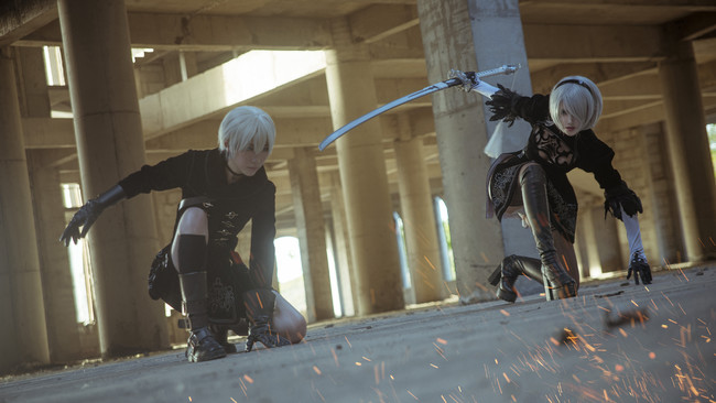 《尼尔:机械纪元》2b和9s来袭_cosplay_翼风游戏网
