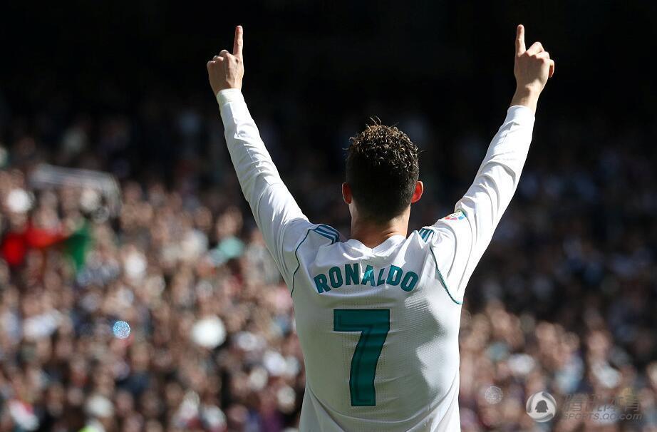 高清:c罗双手指天霸气庆祝 格里兹曼为女儿庆生跳起舞