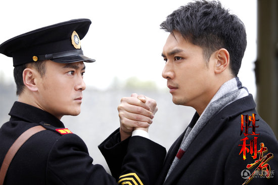 《胜利者》曝年代型男剧照 李解霍政谚同室操戈