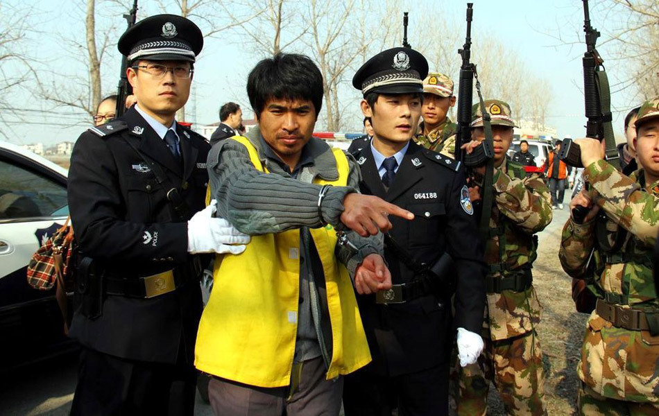 流浪智障女遭穷汉奸杀