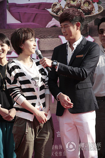 《女人泪》探班穆婷婷表白陈键锋 男方:会考虑