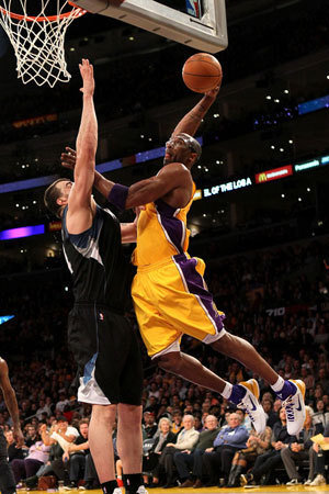 科比胯下侮辱多少英豪 魔兽邓肯姚明都蒙羞