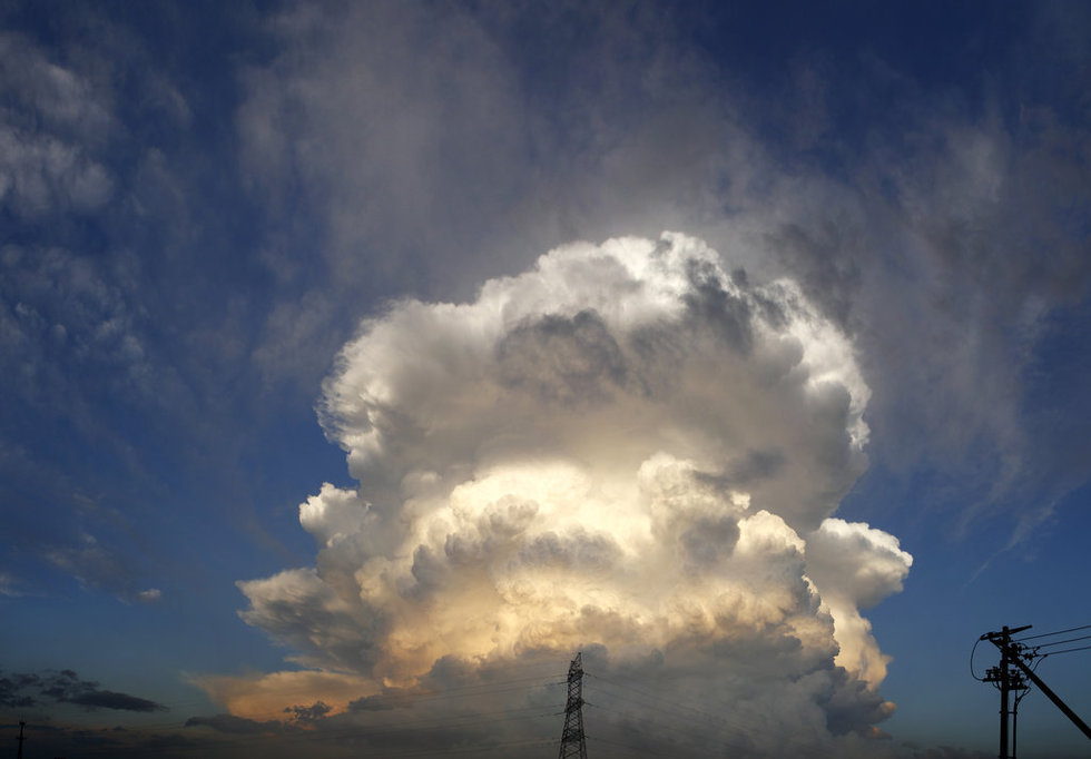 长崎蘑菇云图片