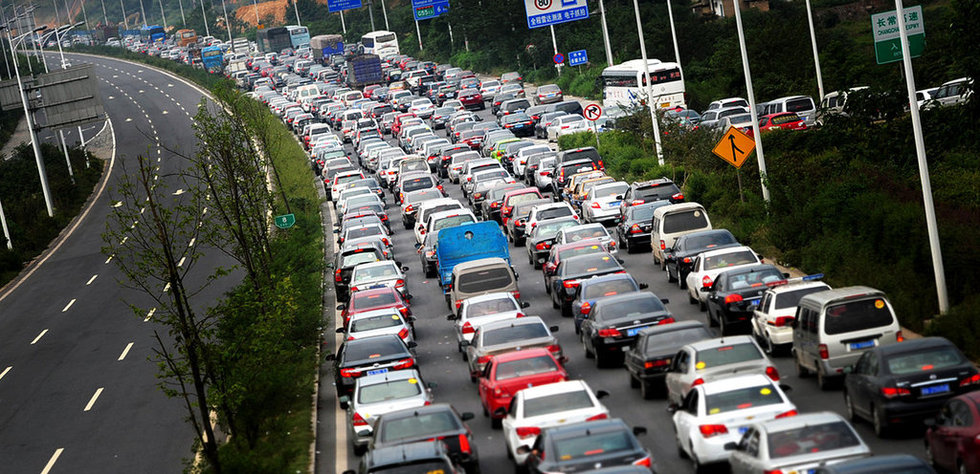 组图:双节出行 各地高速堵车大观——2012年10月02日
