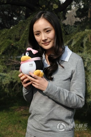 专访杨幂:高中时代只有暗恋 演学生妹底气足