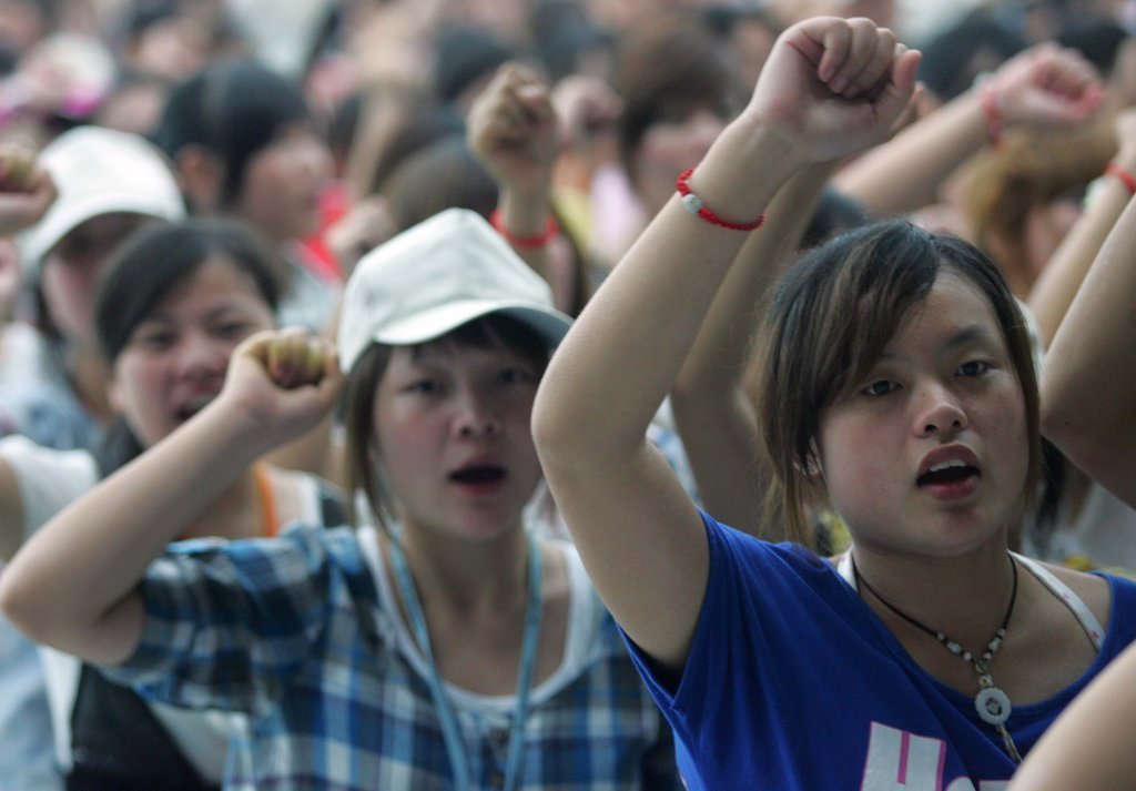 【转载】盘点企业的"洗脑"怪招【组图】 - 德明敏芝-666666的日志