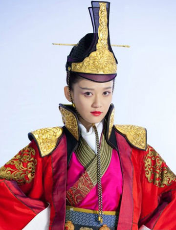 陈乔恩早年节目满街找睾丸 网友:不愧是教主