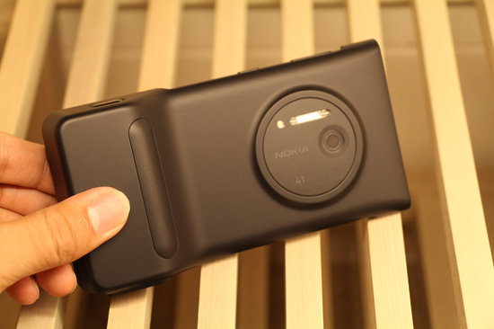 诺基亚lumia1020在华发布 苏宁首销售价5999元