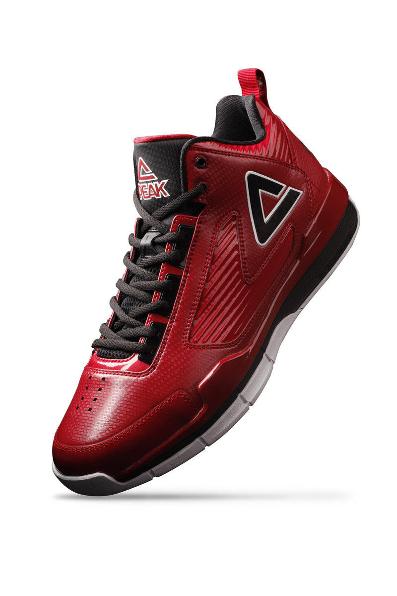 高清:蝙蝠侠巴蒂尔八代战靴介绍_体育_腾讯网