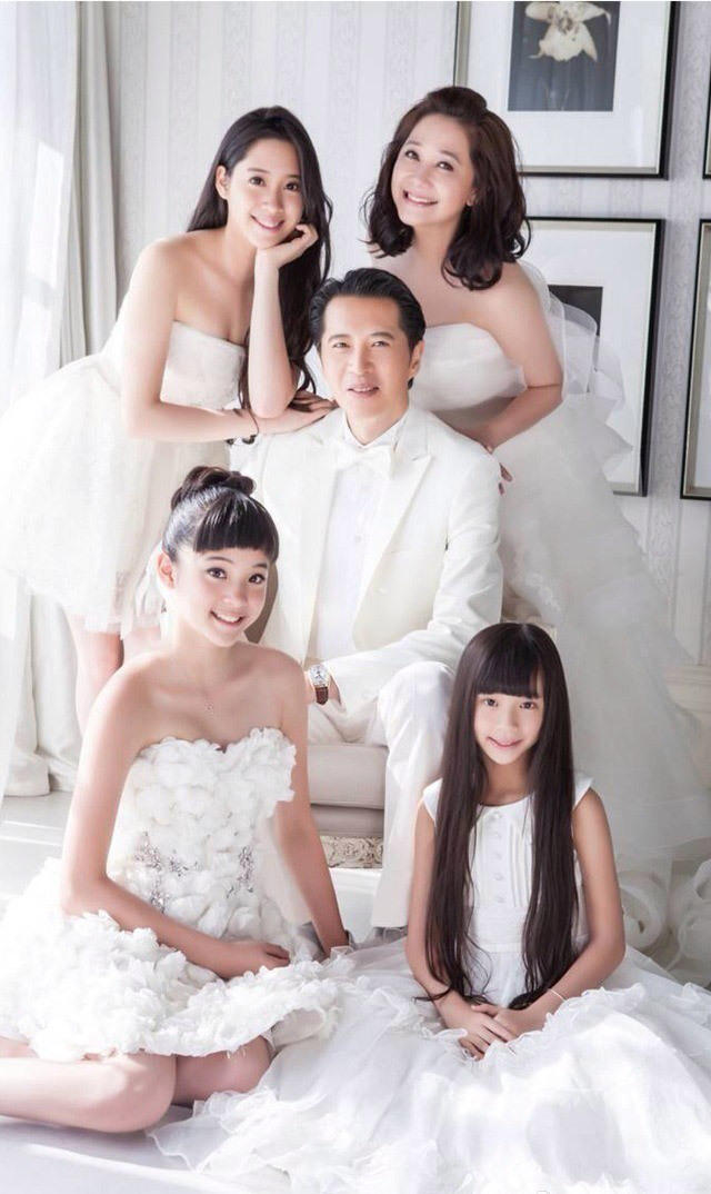 【转载】台湾14岁大提琴公主生活照曝光 真想生一个这样的闺女