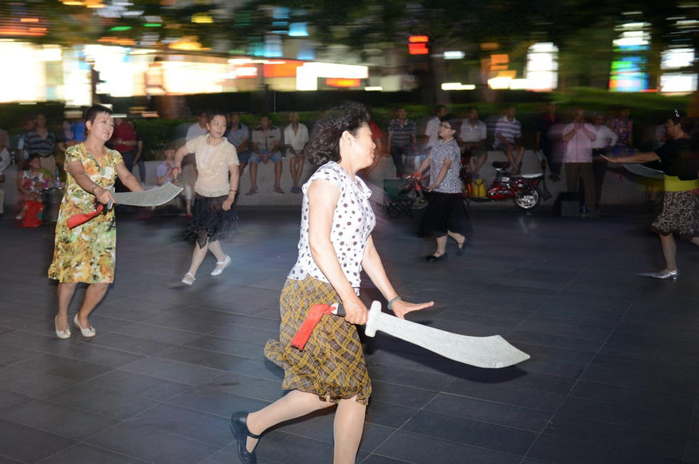 欧莱雅雪颜光学美白,哥斯达黎加vs英格兰,无忧归田,透蜜光学祛斑仪