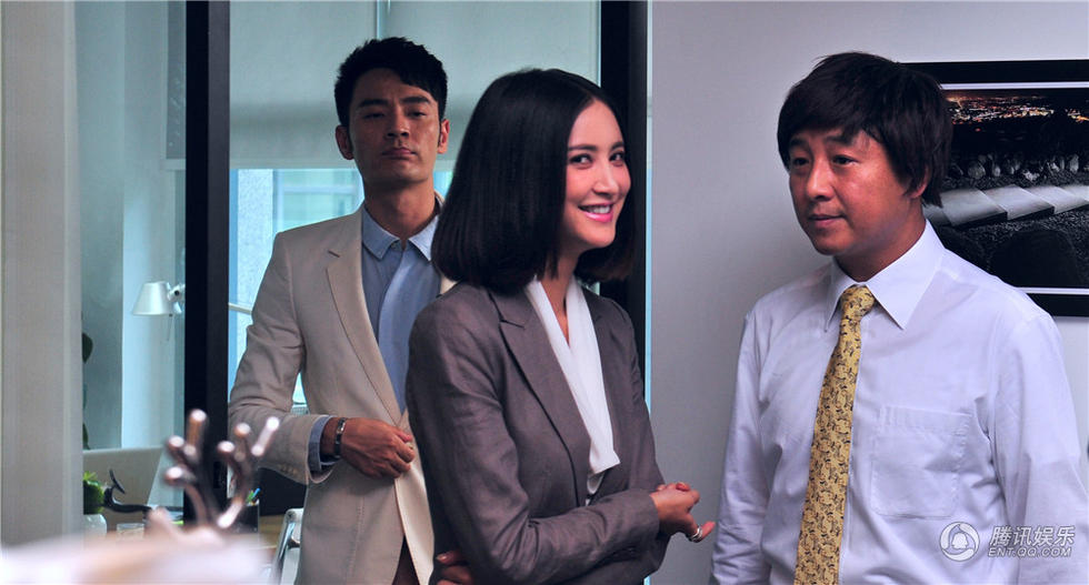 周晓鸥"双剧"抢滩屏幕 左拥朱丹右抱张歆艺