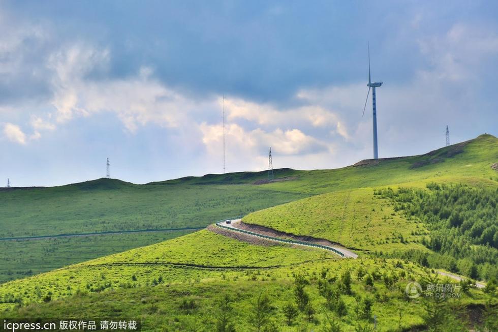 草原天路高清