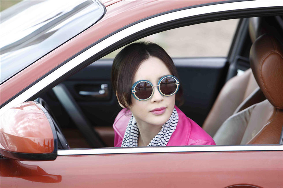 《超萌英雄》4日全国首映 杨舒婷欧弟爆笑来袭