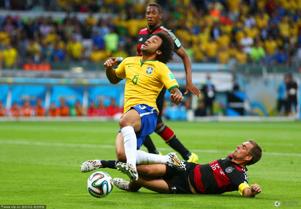 高清:德国7-1碾压巴西进决赛 k神16球超大罗