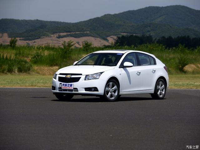 上汽通用雪佛兰 科鲁兹 2013款 掀背 1.6T 自动旗舰型