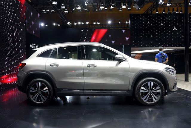 新车来了：造型更时尚/空间更宽敞 北京奔驰全新一代GLA首发