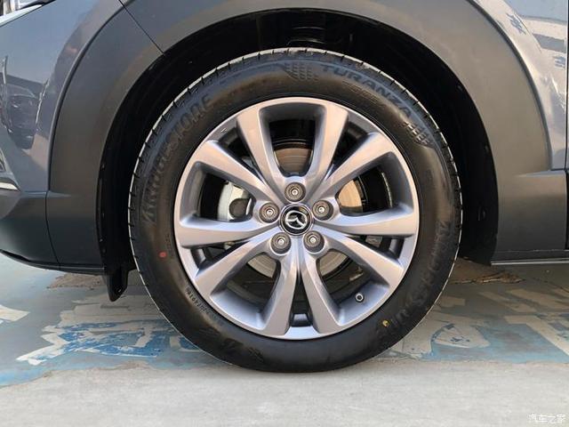 1个排量8个配置 马自达CX-30现已到店 