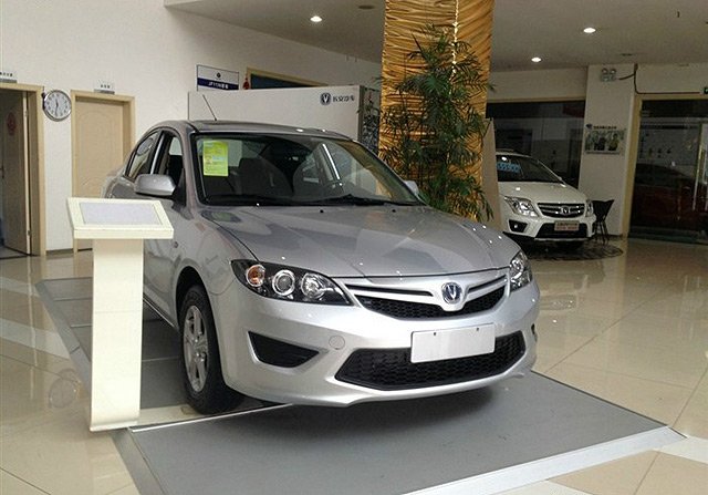 网站首页 汽车资讯 > 新车 > 曝长安cinturx实车