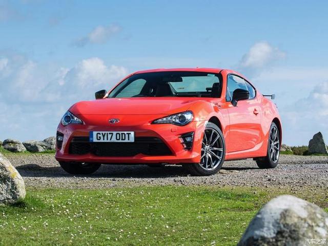 () 86 2017 GT86 Orange Edition