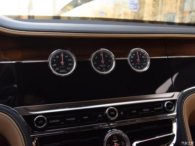 宾利飞驰交付/在华零售店现已正式开放 