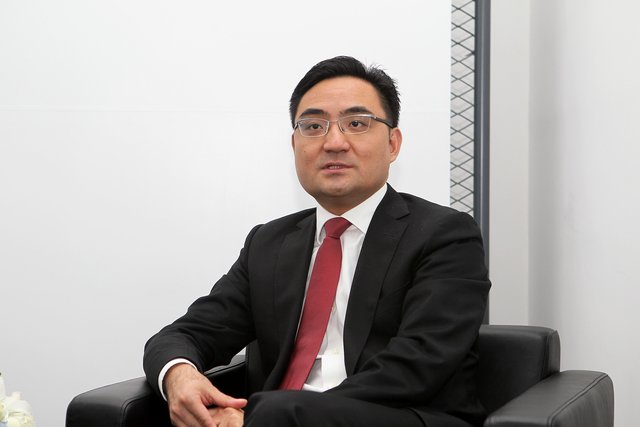 宝马(中国)汽车贸易有限公司售后服务副总裁,康波先生