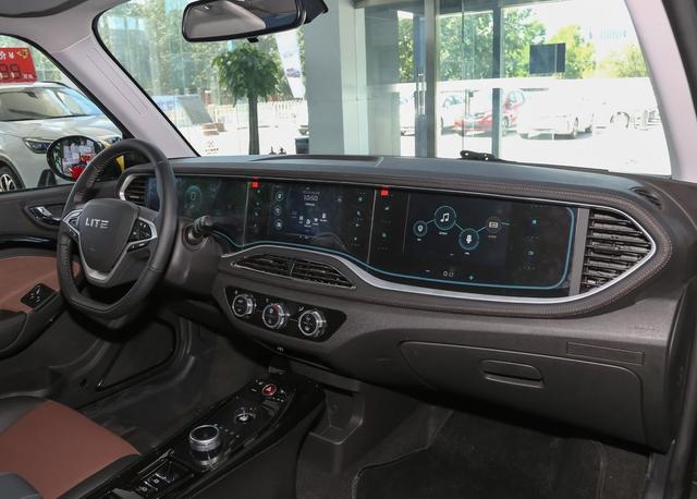 一块屏幕一时爽多块屏幕一直爽 这几款国产车至少3块大屏