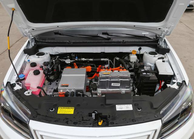 这几款自主品牌纯电家轿经济实用