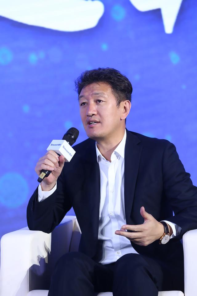 宁述勇:车企应提供定制化汽车给用户 而非互联网产品