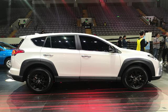 售18982048萬一汽豐田rav4榮放新車型上市