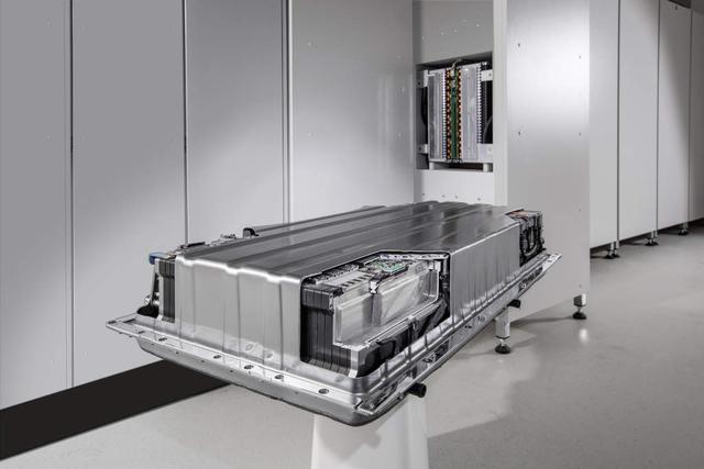 电动汽车的新型储能装置_超级电容器评介