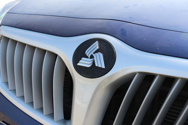 自主 在接受媒体采访时,华晨汽车国际贸易公司总经理杨波曾表示"塞帕