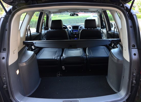 新和悦rs后备箱实拍