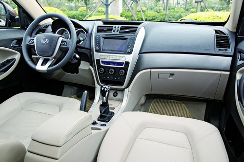 节节攀升 全球鹰有实力才能有活力gx7