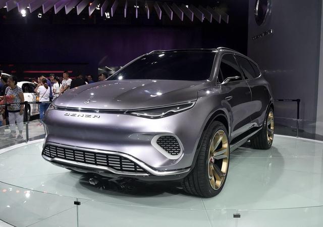 腾讯点评:腾势目前只有一款在售车型,在比亚迪和奔驰双方再次注资之后