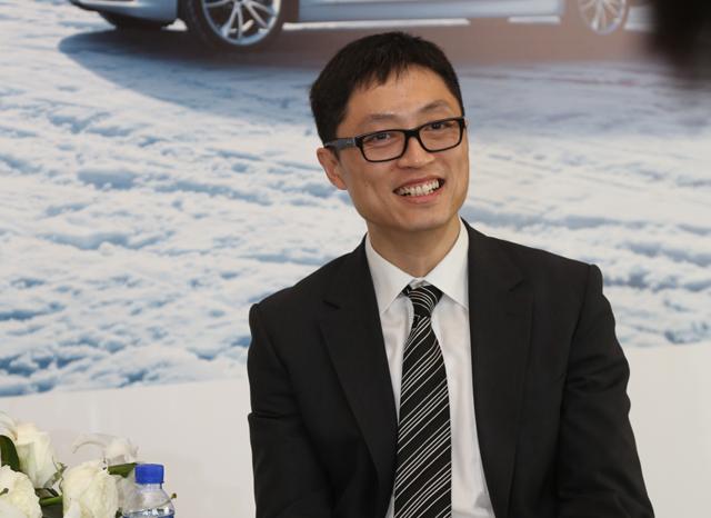 5系上市前华晨宝马销售副总裁朱彤先生进行了专访