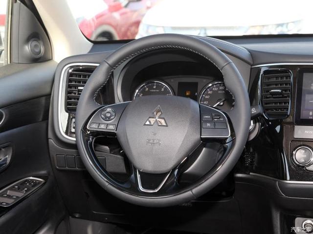 5月上市 2020款三菱欧蓝德现已到店 