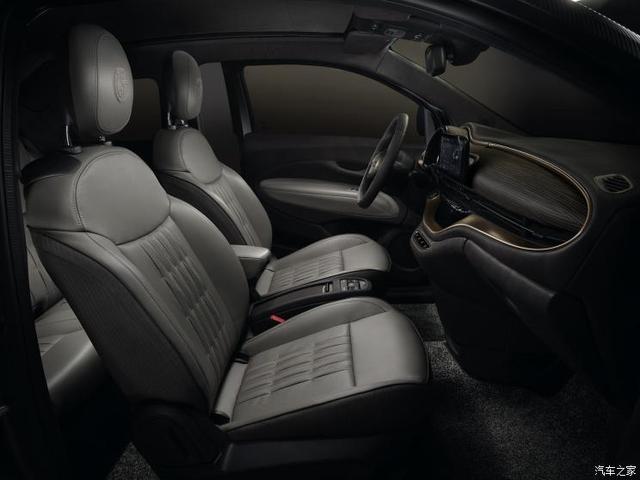 菲亚特500 Giorgio Armani车型官图发布