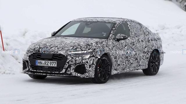 超400马力?全新奥迪RS 3三厢版谍照