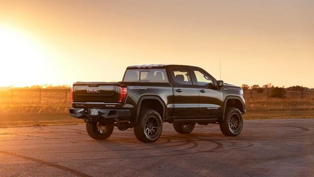 轩尼诗版GMC Sierra，700匹马力，4.3秒破百