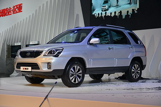 起亚新狮跑具体售价发布 15.98-19.68万元