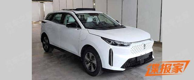 将于7月正式上市 奔腾E01内饰官图发布 