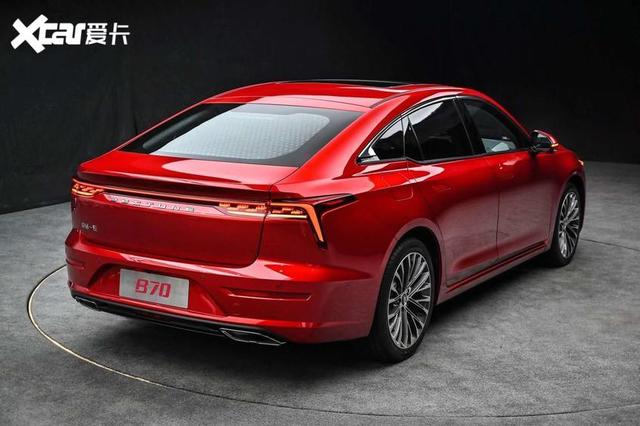 最快11月上市 第三代奔腾B70将亮相北京车展