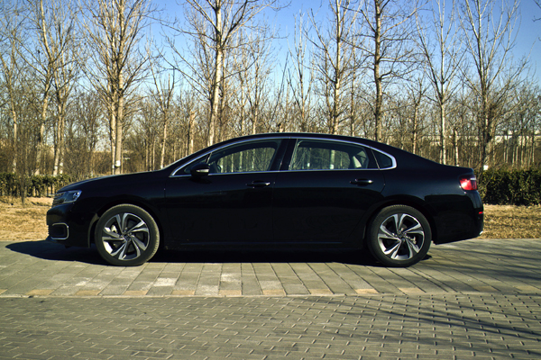 亲民的王室试驾东风雪铁龙雪铁龙c6