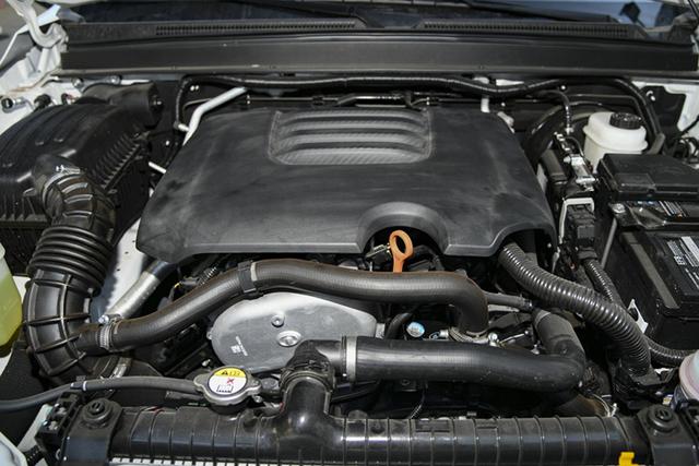 0t直列四缸柴油发动机,最大功率可达114kw(156ps),峰值扭矩为345n·m